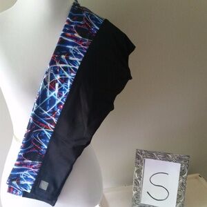 Small LuLaRoe Jade Workout Capris/Leggings